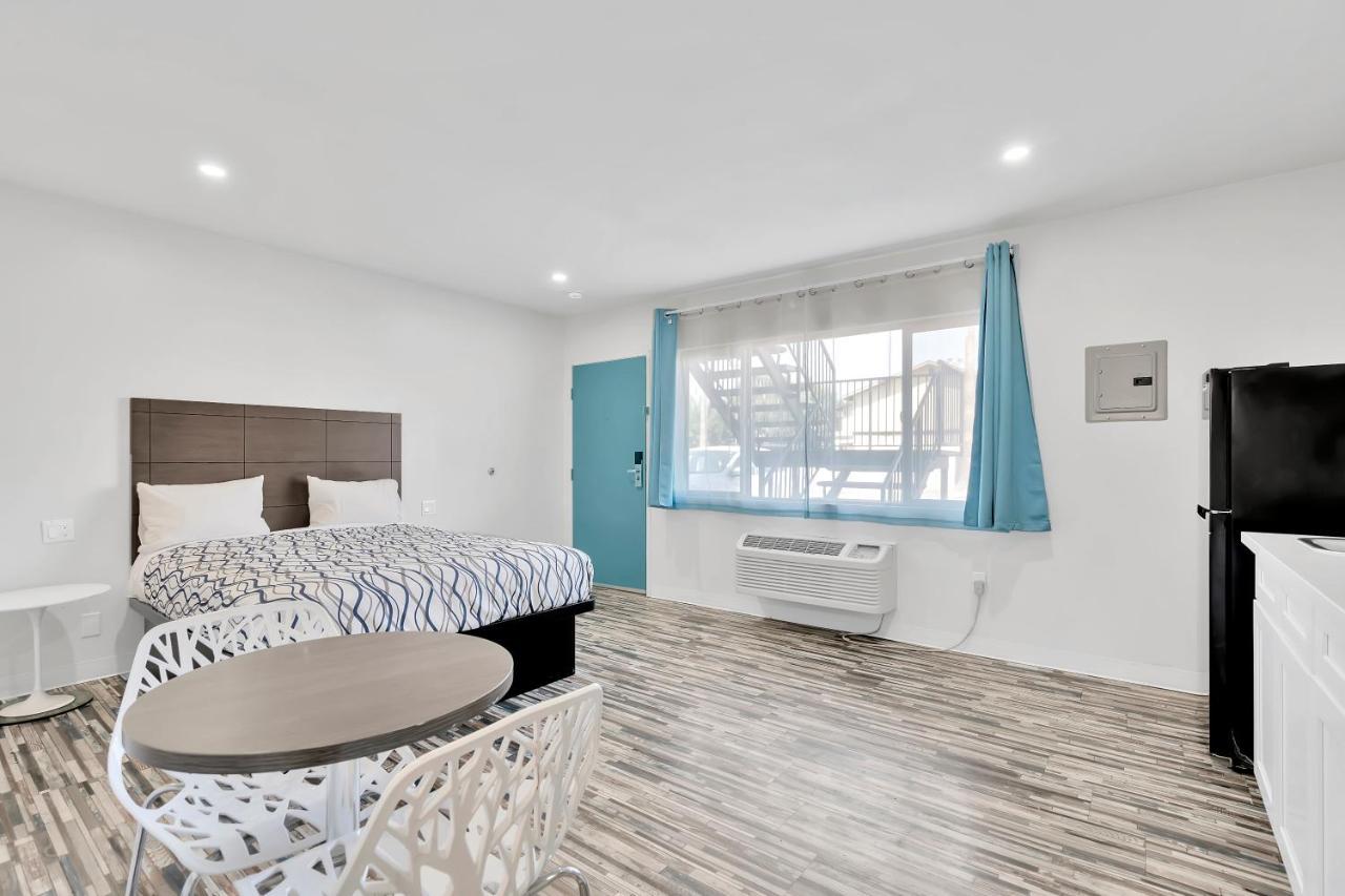 Tradewinds Motel Lakewood Kültér fotó