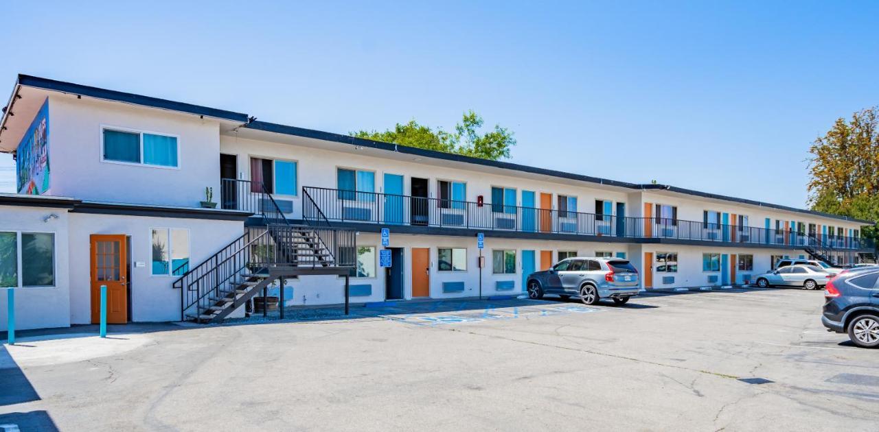 Tradewinds Motel Lakewood Kültér fotó